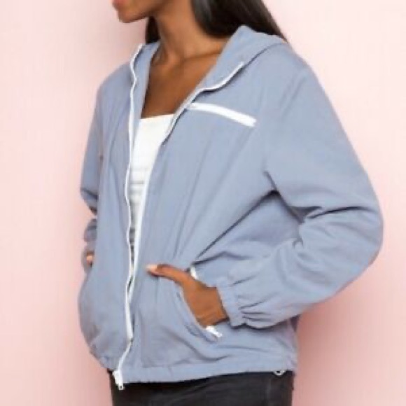 Brandy Melville Krissy Hooded Jacket - Picture 6 of 6